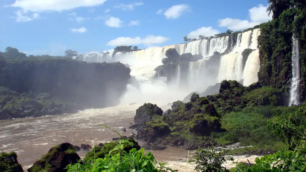 Iguaçù Falls